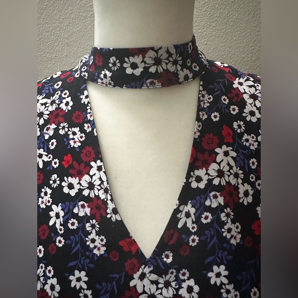 Kensie Black Floral Dress - Picture 4 of 8